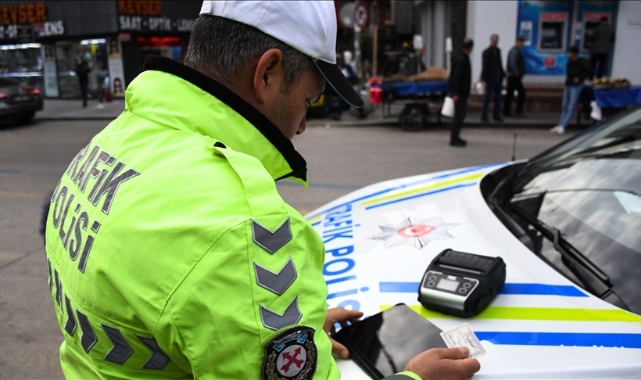 Yılbaşından bu yana hız ihlalleriyle ilgili yaklaşık 850 bin işlem yapıldı