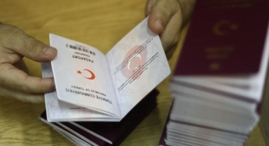 Avrupa Parlamentosu'ndan Türkler için vize hamlesi!