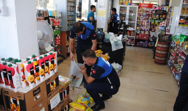 Büyükşehir zabıtasından marketlerde denetim