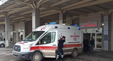 Şanlıurfa'da iki otomobilin çarpışması sonucu 8 kişi yaralandı