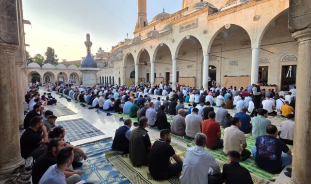 Şanlıurfa'da Kurban Bayramı namazı kılındı