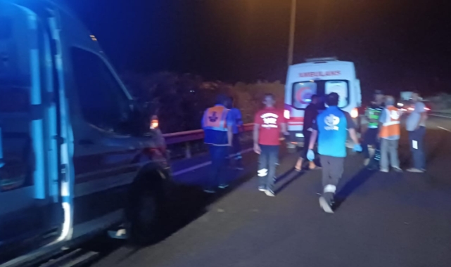 Şanlıurfa'da ambulans ile TIR çarpıştı: 2 yaralı