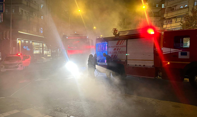 Şanlıurfa'da gece yarısı iş yerinde yangın