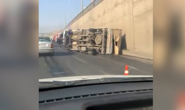 Şanlıurfa'da sebze yüklü kamyonet devrildi: 1 yaralı