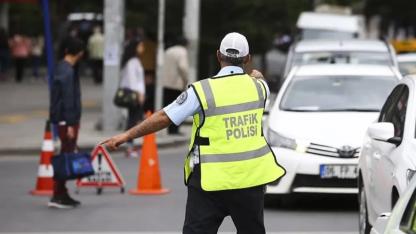 Mecliste kabul edildi! Trafikte bunu yapan yandı