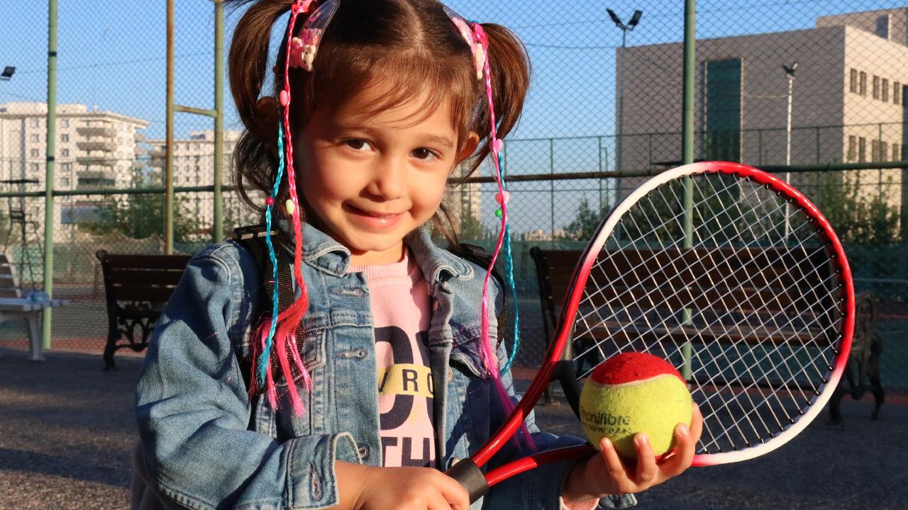 23 Nisan Tenis Turnuvası başladı