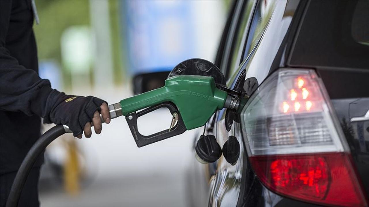 Benzine indirim geliyor: Şanlıurfa'da tabelalar değişecek