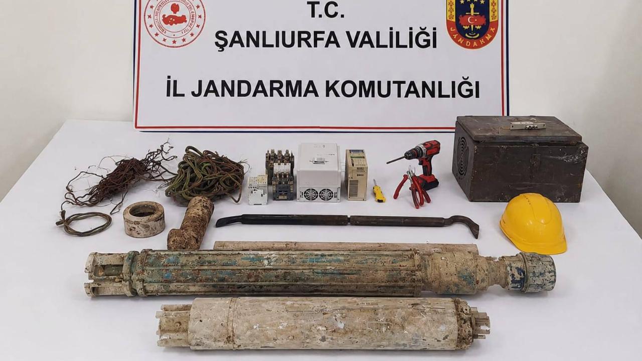 Birecik’te hırsızlık şüphelileri jandarmadan kaçamadı