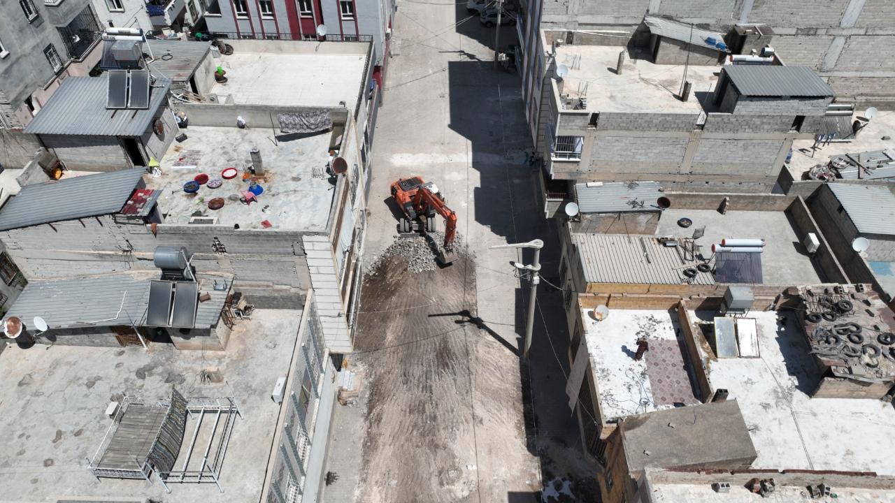 Eyyübiye’de yol yapım seferberliği hız aldı