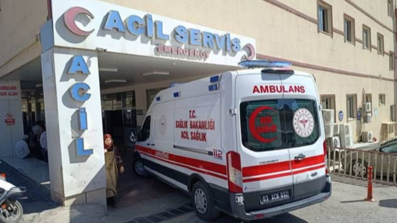 Haliliye’de iki otomobil kafa kafaya çarpıştı: 5 yaralı