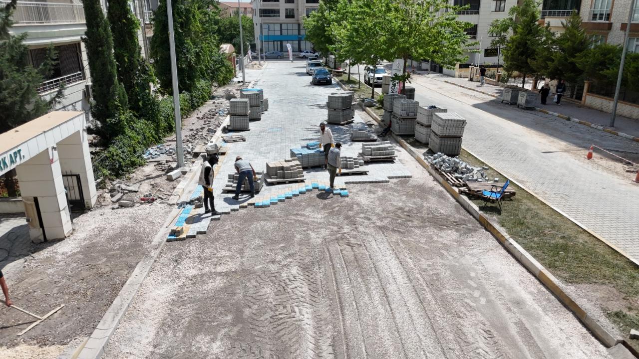Karaköprü’de prestij sokak çalışmaları aralıksız sürüyor