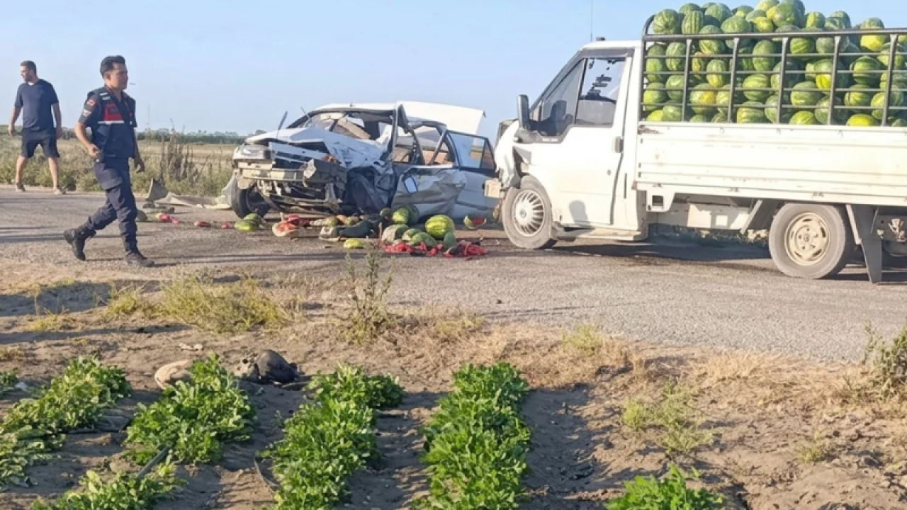 Şanlıurfalı mevsimlik işçileri taşıyan otomobil kaza yaptı