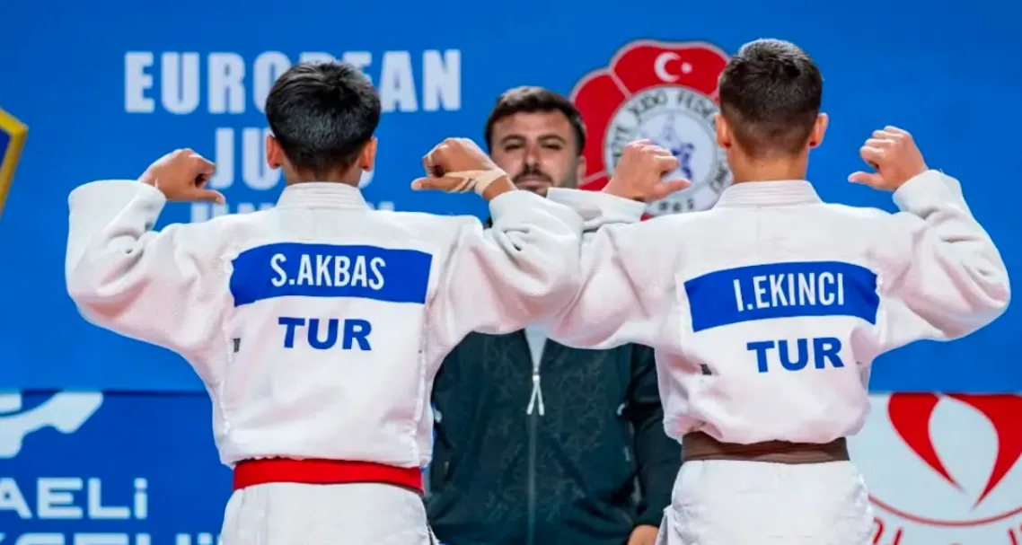 Şanlıurfa Büyükşehir sporcularından Avrupa zaferi
